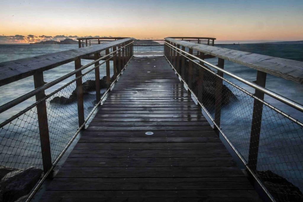 Plage Des Catalans/Vieux Port マルセイユ エクステリア 写真